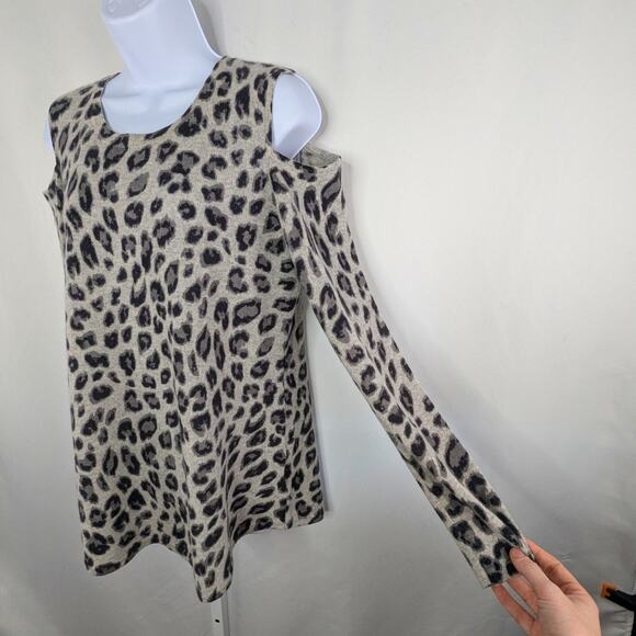 Charter Club Sweater Womens Large Cashmere Gray Leopard Print Ski Cold Shoulder - Picture 8 of 8